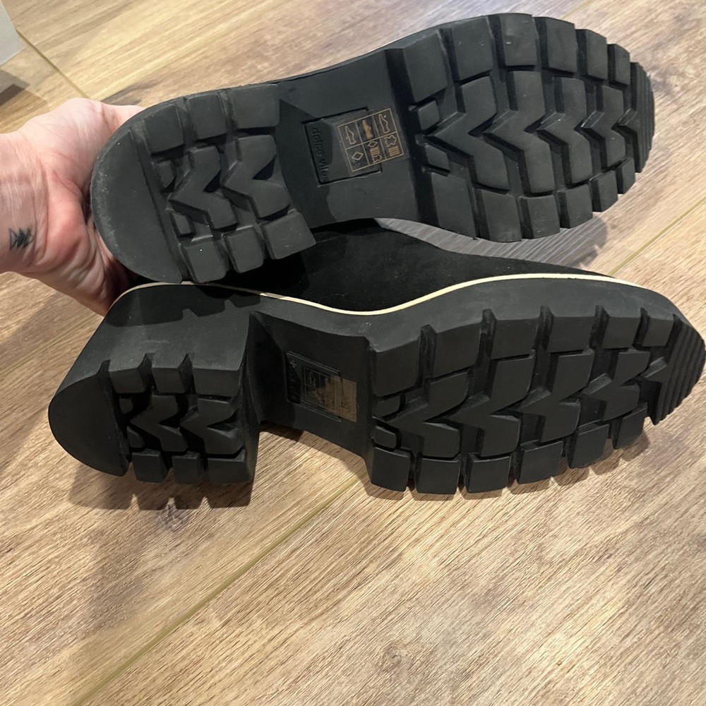 SHOES 👠 - Picture 8 of 10